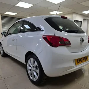 Vauxhall Corsa 1.4 i Energy White Auto 2019 - Image 3