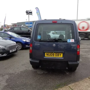 2009 Vauxhall Combo Tour Essential Automatic Wheelchair Conversion CDTI - Image 5