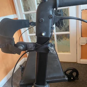 mobility walker with seat - Image 2