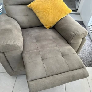 Sofa and 2 armchairs - Image 3