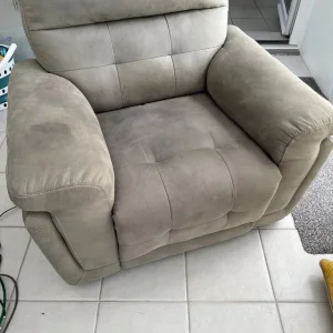 Sofa and 2 armchairs - Image 6