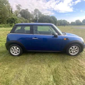 2012 MINI Hatch 1.6 One 3dr HATCHBACK Petrol Manual - Image 4