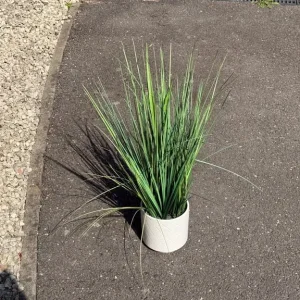 Grass & Pot Ornament