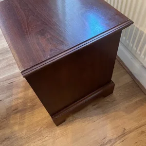 Bedside Table - Image 4