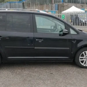 2011 Volkswagen Touran 2.0 TDI SE 5dr DSG MPV Diesel Automatic - Image 3