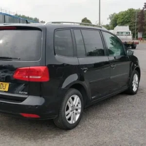 2011 Volkswagen Touran 2.0 TDI SE 5dr DSG MPV Diesel Automatic - Image 5
