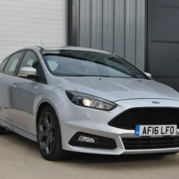 2016 Ford Focus 2.0T EcoBoost ST-3 Euro 6 (s/s) 5dr HATCHBACK Petrol Manual