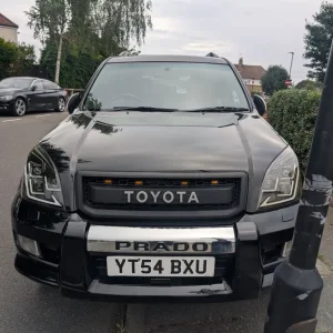 Toyota Land Cruiser 120 Prado LC5 - Image 2