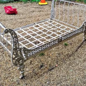 Antique French day bed