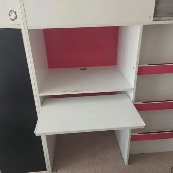 2 x Cabin Beds - 1 Black, 1 Pink