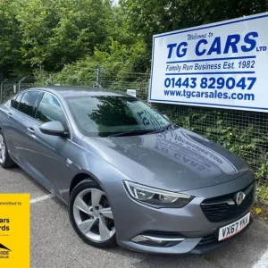 2017 Vauxhall Insignia Grand Sport SRI NAV Turbo Hatchback Petrol Manual
