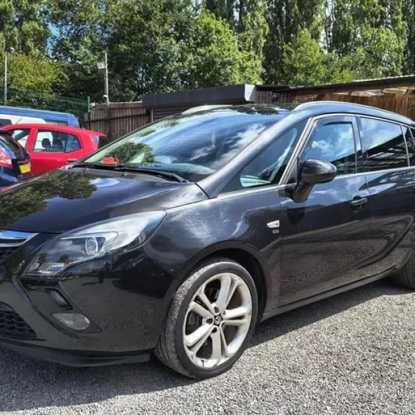 2013 Vauxhall Zafira Tourer 2.0 CDTi SE Euro 5 5dr MPV Diesel Manual