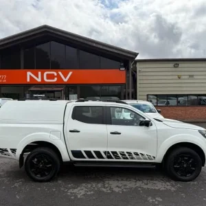 2021 Nissan Navara DCI N-GUARD SHR DCB AUTO Pick Up Diesel Automatic - Image 2