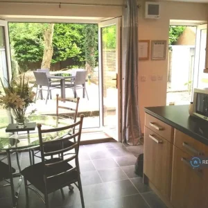 1 bedroom flat in Spring Grove, Harrogate, HG1 (1 bed) (#2584205) - Image 3