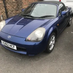 Toyota MR2 Saloon 2000 Manual 2 Doors - Image 2
