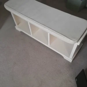 WHITE WOODEN SHOE STORAGE WITH SEAT