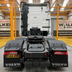 VOLVO FH 460 GLOBETROTTER 6X2 TRACTOR UNIT 2018 - Image 6