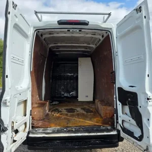 2015 Iveco Daily High Roof MWB - Image 7
