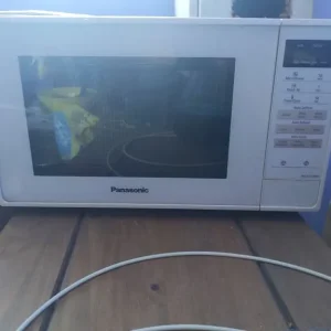 2 x mini cooker and 2 x microwaves