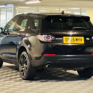 2015 Land Rover Discovery Sport 2.0 TD4 HSE Black Auto 4WD Euro 6 (s/s) 5dr Estate Diesel Automatic - Image 3