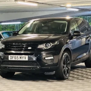 2015 Land Rover Discovery Sport 2.0 TD4 HSE Black Auto 4WD Euro 6 (s/s) 5dr Estate Diesel Automatic - Image 6