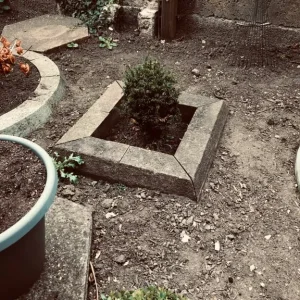 Solid granite garden squares - Image 4