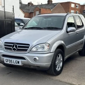 2005 Mercedes-Benz M-Class 5.0L ML500 5-door Estate - Image 3
