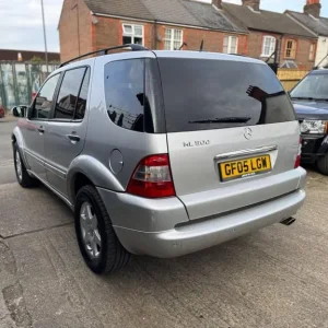 2005 Mercedes-Benz M-Class 5.0L ML500 5-door Estate - Image 4