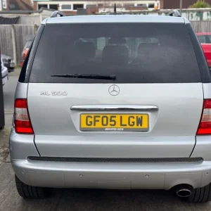 2005 Mercedes-Benz M-Class 5.0L ML500 5-door Estate - Image 6