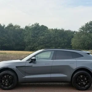 2022 Aston Martin DBX 4.0 V8 SUV - Image 4