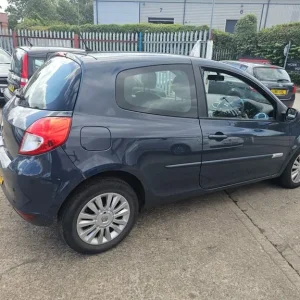 2012 Renault Clio 1.2 16V Expression+ 3dr Hatchback Petrol Manual - Image 3