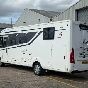 2022 Mercedes Rapido M96 Automatic 4-Berth Motorhome with Island Bed - Image 5
