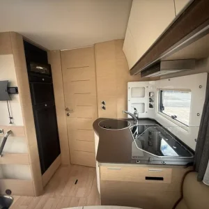 2022 Mercedes Rapido M96 Automatic 4-Berth Motorhome with Island Bed - Image 8