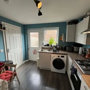 2 Bed Furnished Townhouse in Pontypool, Torfaen - Image 6