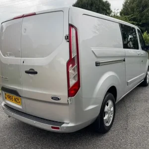 2015 Ford Transit Custom 290 2.2 TDCi Limited E-Tech Crew Cab - Image 4
