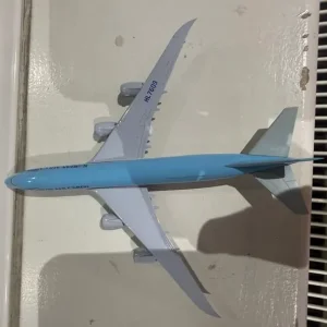 1/400 scale Boeing 747/8F model - Image 3