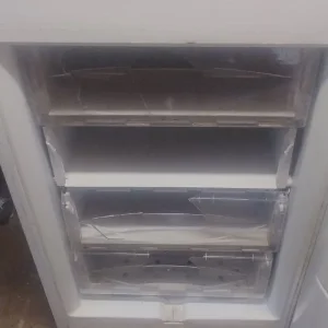 Fridge freezer - Image 4