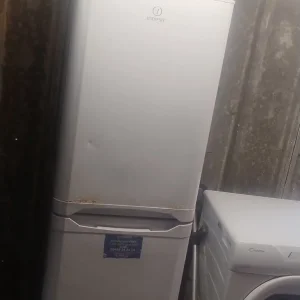 Fridge freezer - Image 5