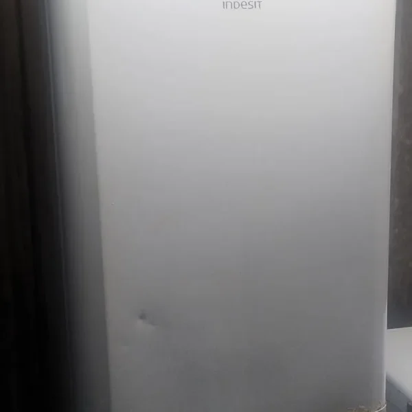 Fridge freezer