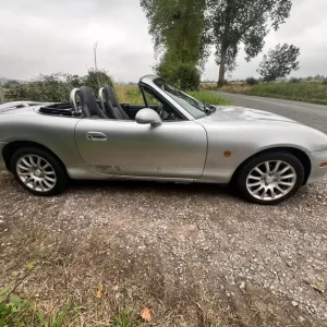 2003 Mazda MX-5 Convertible Angels Edition - Image 3