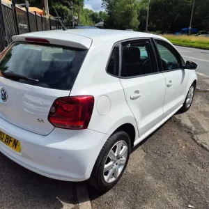 2010 Volkswagen Polo SE DSG Hatchback Petrol Semi Automatic - Image 7