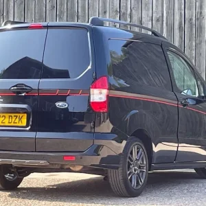 2023 Ford Transit Courier 1.0 EcoBoost Sport L1 Euro 6 5dr Panel Van Petrol Manual - Image 4
