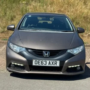 2013 Honda Civic 1.6 i-DTEC ES 5-door hatchback diesel manual - Image 2