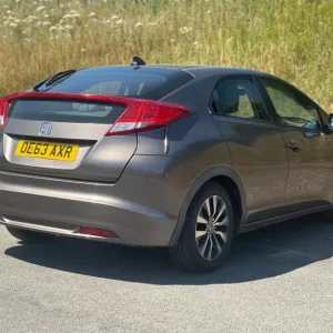 2013 Honda Civic 1.6 i-DTEC ES 5-door hatchback diesel manual - Image 6