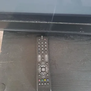 Philips 50" plasma TV with stand - Image 4