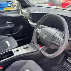 Vauxhall Mokka 1.2 Turbo Ultimate SUV 5-door petrol auto Euro 6 130ps - Image 2