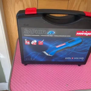 Heiniger clippers for dog or horse