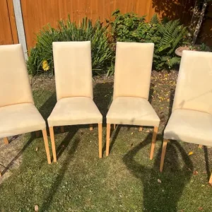 Furniture Village Gamba Dining table and four chairs - Image 3