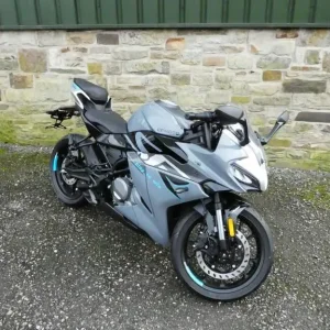 CFMoto 300SR Motorcycle - Image 2