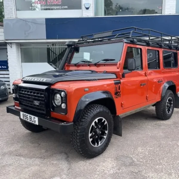 Land Rover Defender 110 Adventure Station Wagon TDCi [2.2] – One Owner, Phoenix Orange